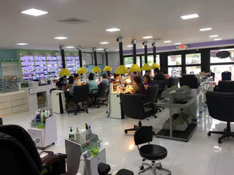 Luxury Nail & Spa -Cần Thợ Nail In Allentown PA