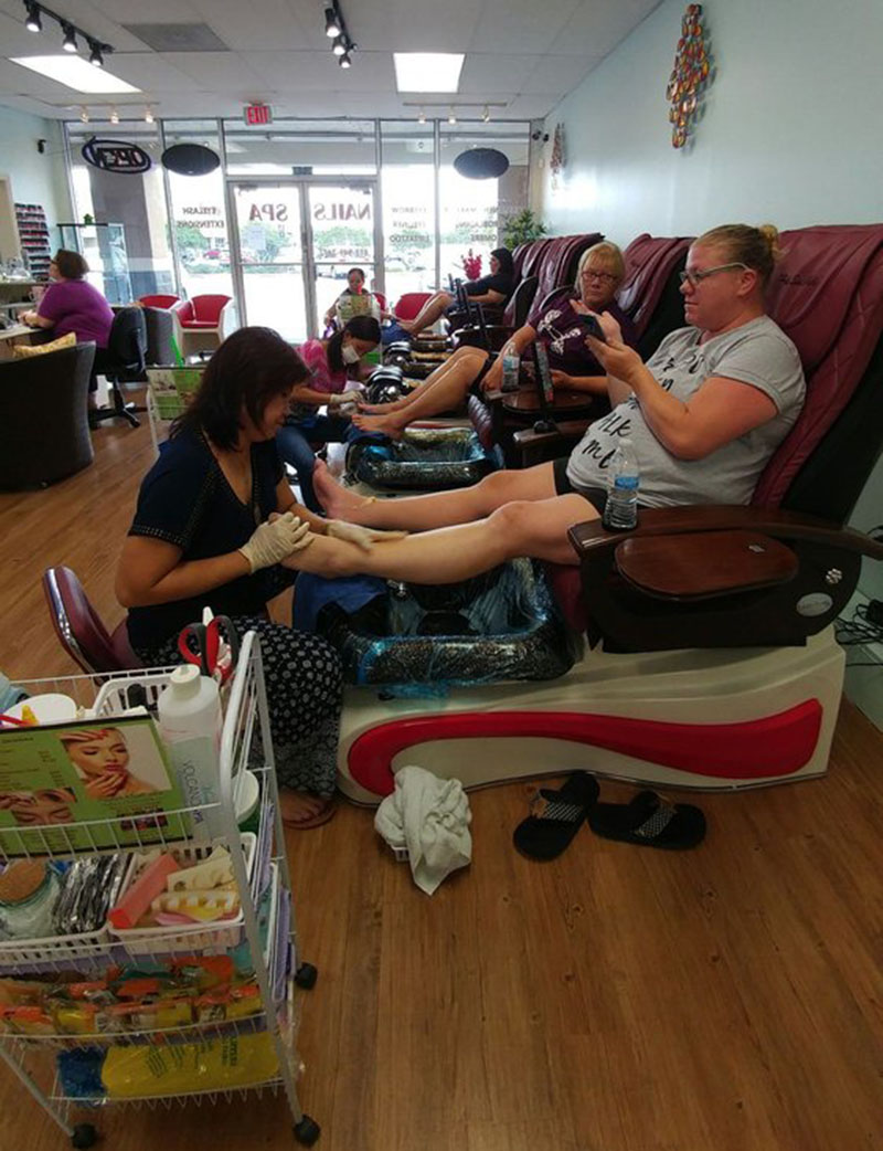 Exotic Nails -Cần Thợ Nail Vùng Canton GA